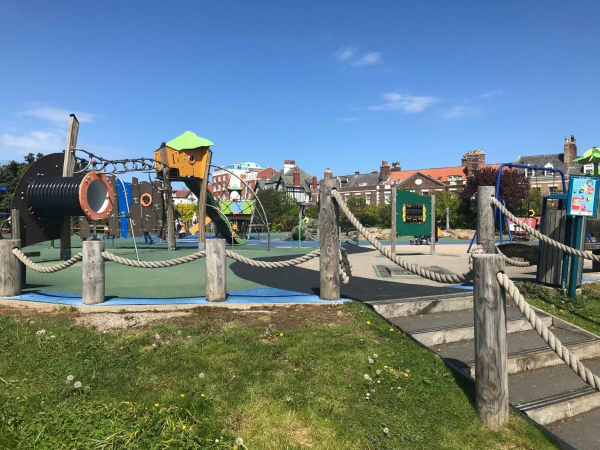 Central Park Place Whitby Ngoại thất bức ảnh